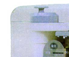 �g�����C�I��TI-8000